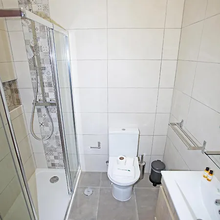 דירה A22 - Rocha Flat In