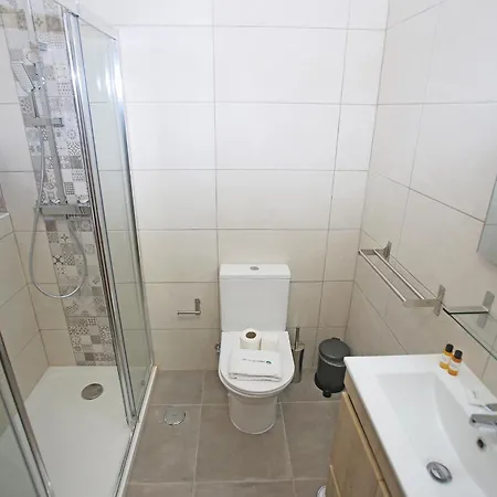 A22 - Rocha Flat In * Portimao